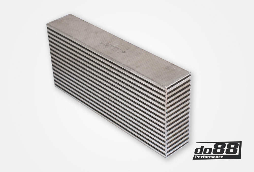 Garrett Intercooler Cellpaket Luft-Luft (706 x 323 x 130 mm) - 1260 HK i gruppen Motor / Tuning / Garrett Intercooler Cellpaket / Luft-Luft Intercooler Cellpaket, Garrett hos do88 AB (701596-6001)