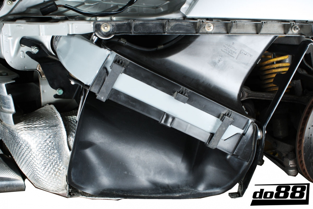 Porsche 996 Turbo GT2 Ladeluftkühler 99-05