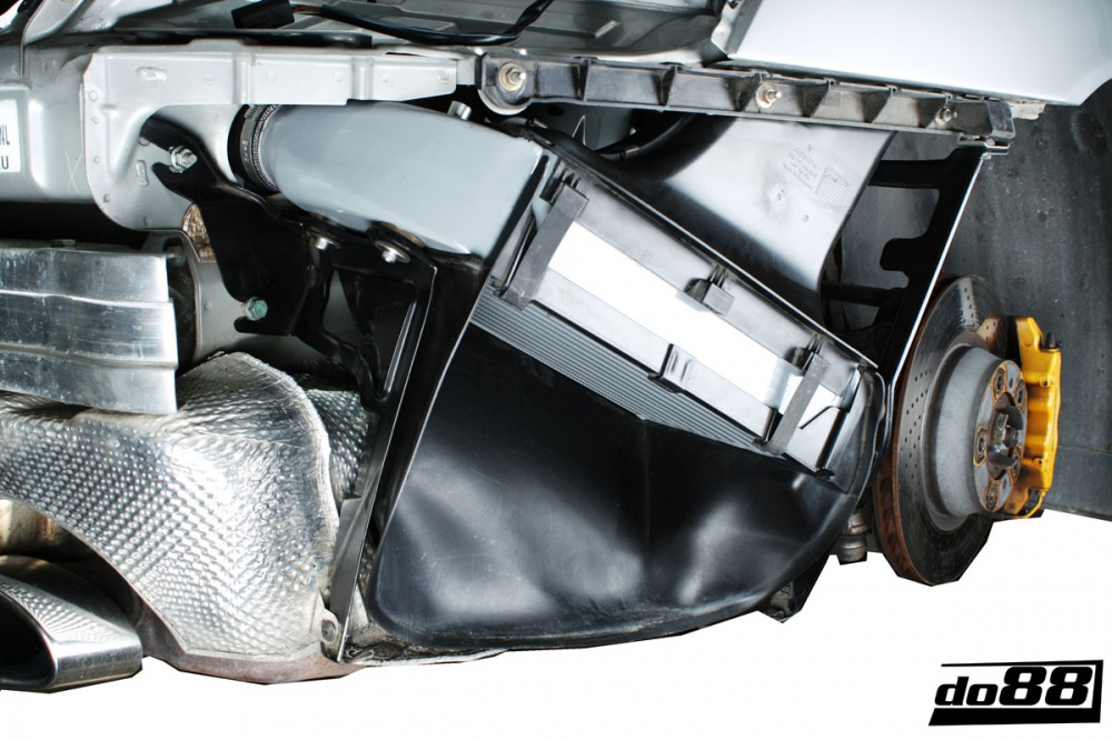 Porsche 996 Turbo GT2 Ladeluftkühler 99-05