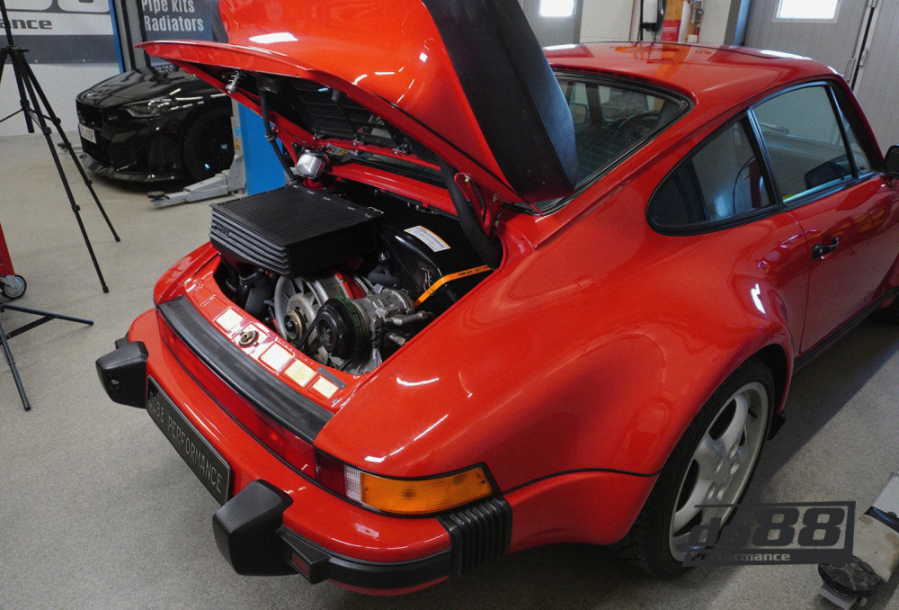 do88 Performance Ladeluftkühler Long-Neck, Porsche 911 Turbo (930) do88 Performance Ladeluftkühler Long-Neck, Porsche 911 Turbo (930)
