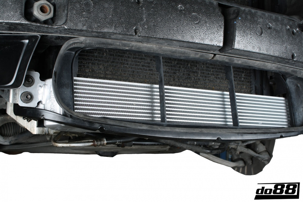 BMW M3 E90 E92 Motorölkühler Rennsport BMW M3 E90 E92 Motorölkühler Rennsport