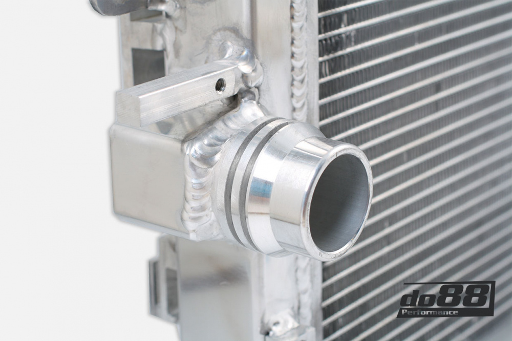 Volvo V40 S60 V60 XC60 V70 XC70 S80 Wasserkühler Volvo V40 S60 V60 XC60 V70 XC70 S80 Wasserkühler